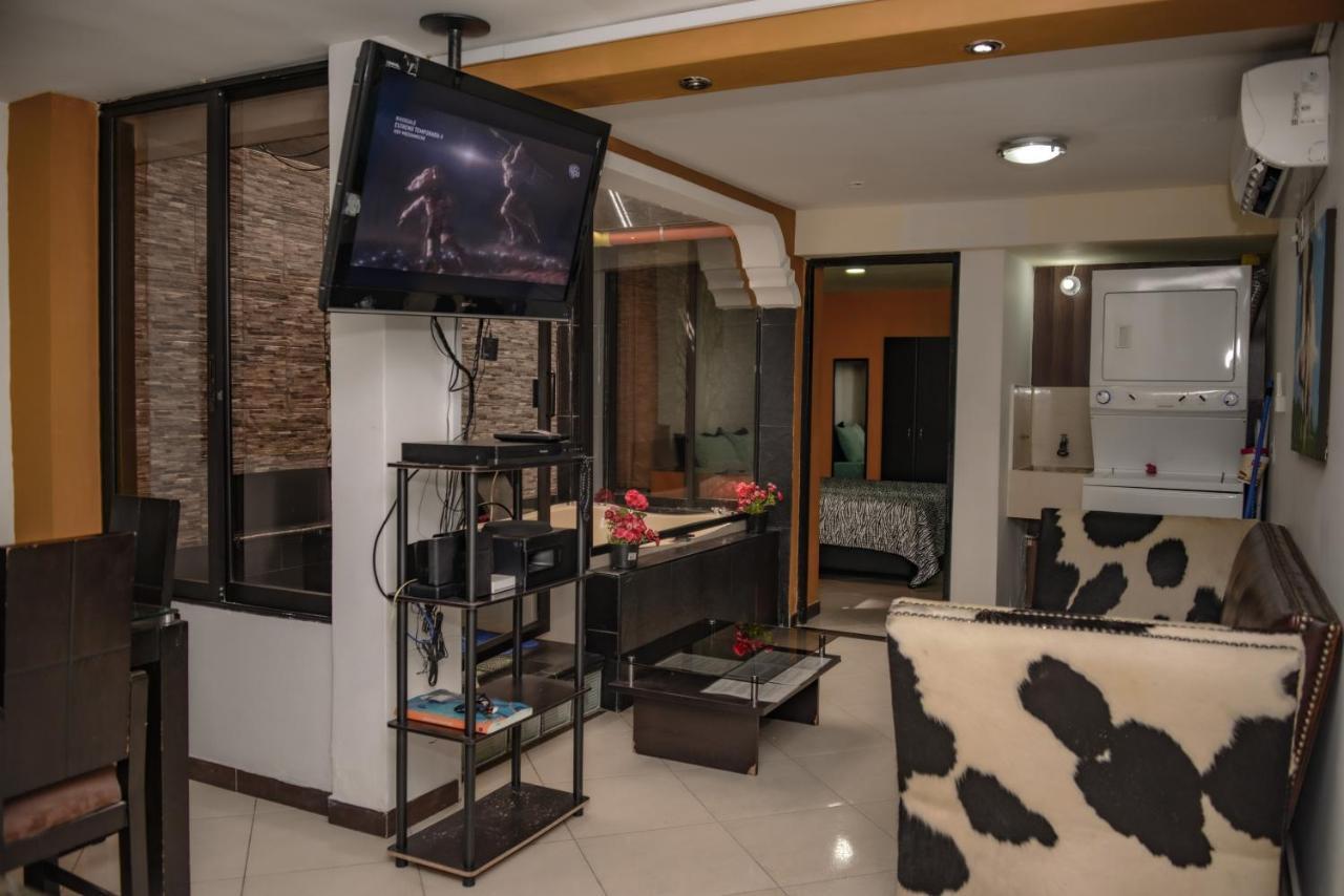 Calle 8 Suites Μεντεγίν Εξωτερικό φωτογραφία