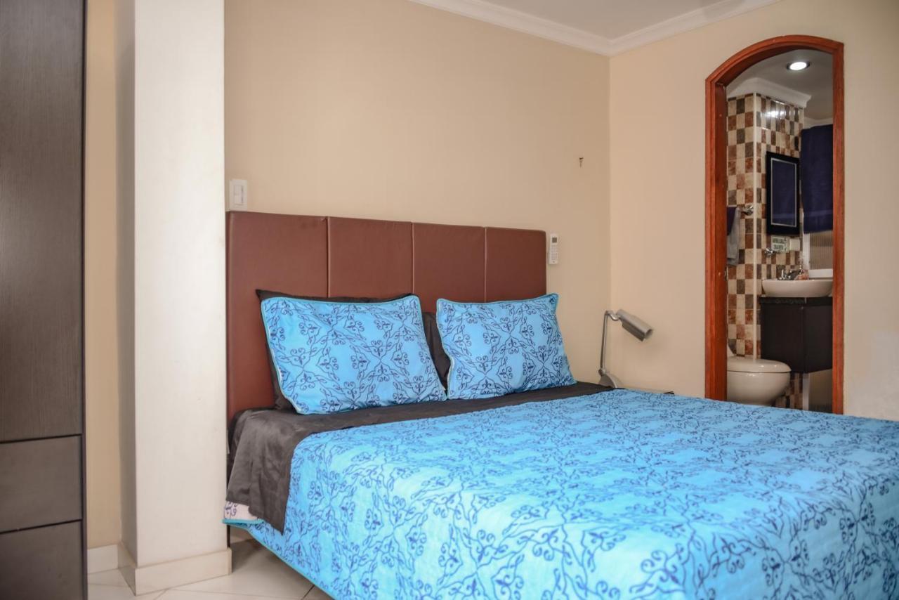 Calle 8 Suites Μεντεγίν Εξωτερικό φωτογραφία