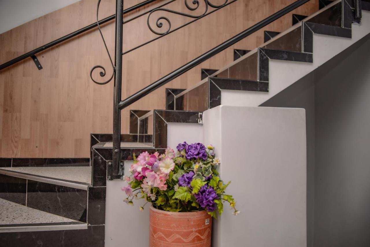 Calle 8 Suites Μεντεγίν Εξωτερικό φωτογραφία