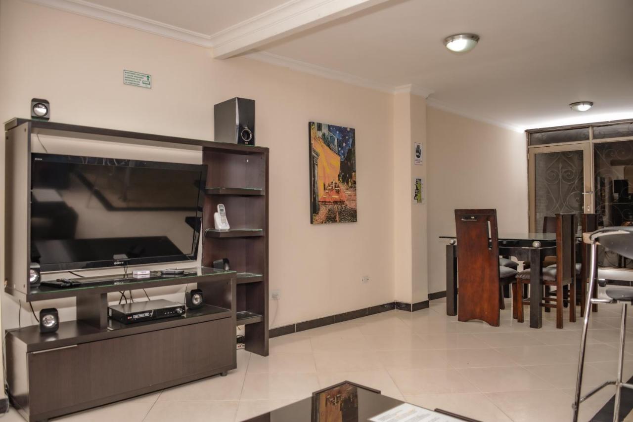 Calle 8 Suites Μεντεγίν Εξωτερικό φωτογραφία